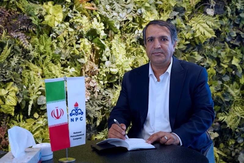 اتصال پتروشیمی ایران به بازارهای جهانی از مسیر بورس کالا