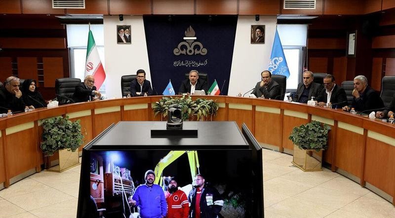  ایران باید به داشتن چنین کارکنانی در صنعت نفت افتخار کند 